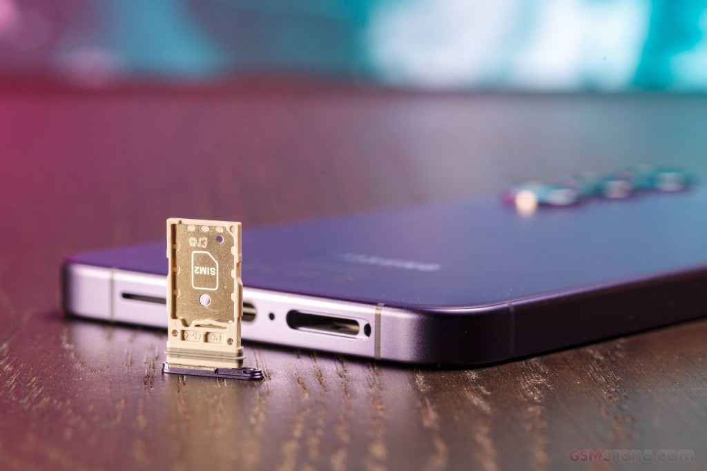 Samsung Galaxy S26 Ultra 256GB/512GB Dual SIM – Black, Gray, White, Violet - Brand New - Samsung Warranty Samsung Galaxy S24+ (SM-S926) 256GB/512GB Dual SIM – Black, Gray, Yellow, Violet