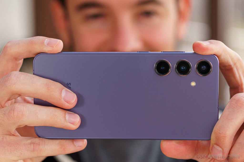 Samsung Galaxy S26 Ultra 256GB/512GB Dual SIM – Black, Gray, White, Violet - Brand New - Samsung Warranty Samsung Galaxy S24+ (SM-S926) 256GB/512GB Dual SIM – Black, Gray, Yellow, Violet