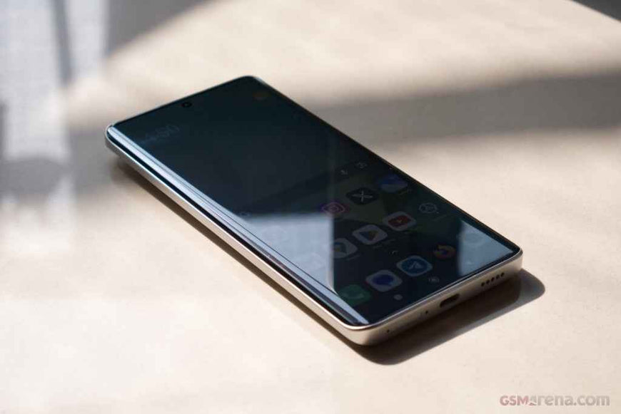 Xiaomi Redmi Note 13 Pro+ 5G – Midnight Black (12GB RAM, 512GB Storage, SIM Free, UK Spec)