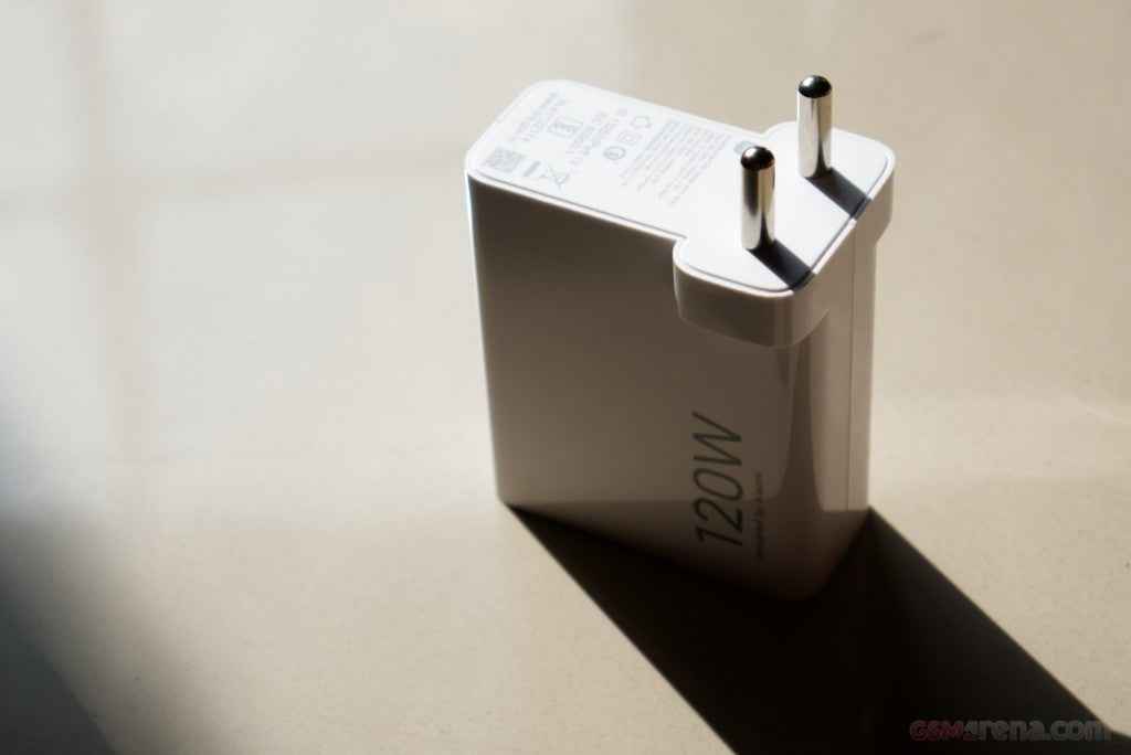 Xiaomi Redmi Note 13 Pro+ 5G – Midnight Black (12GB RAM, 512GB Storage, SIM Free, UK Spec)